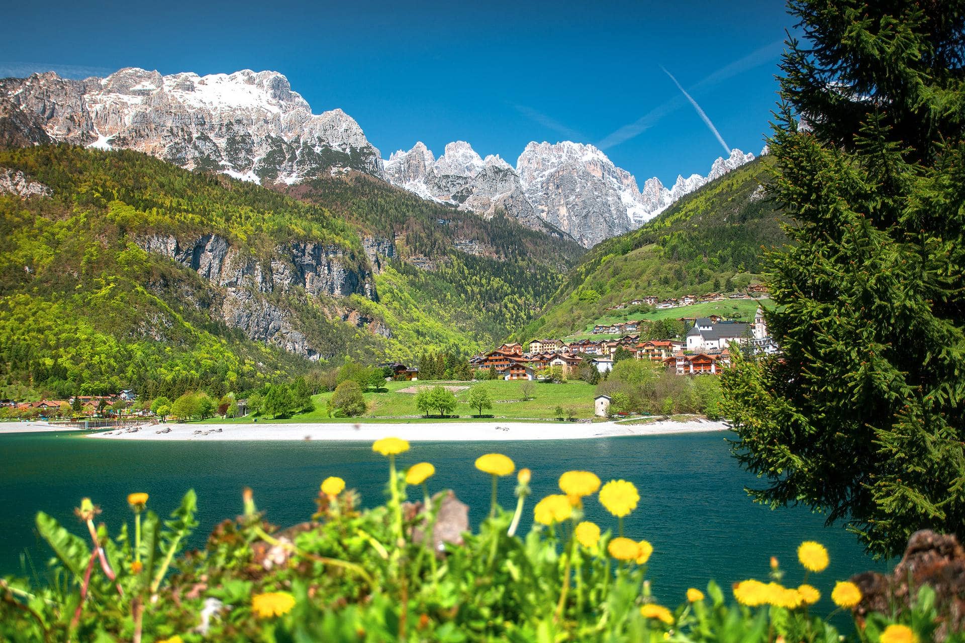Lago di Molveno cosa vedere e cosa fare Dolomiti Review Lago di Molveno cosa vedere e cosa fare Dolomiti Review