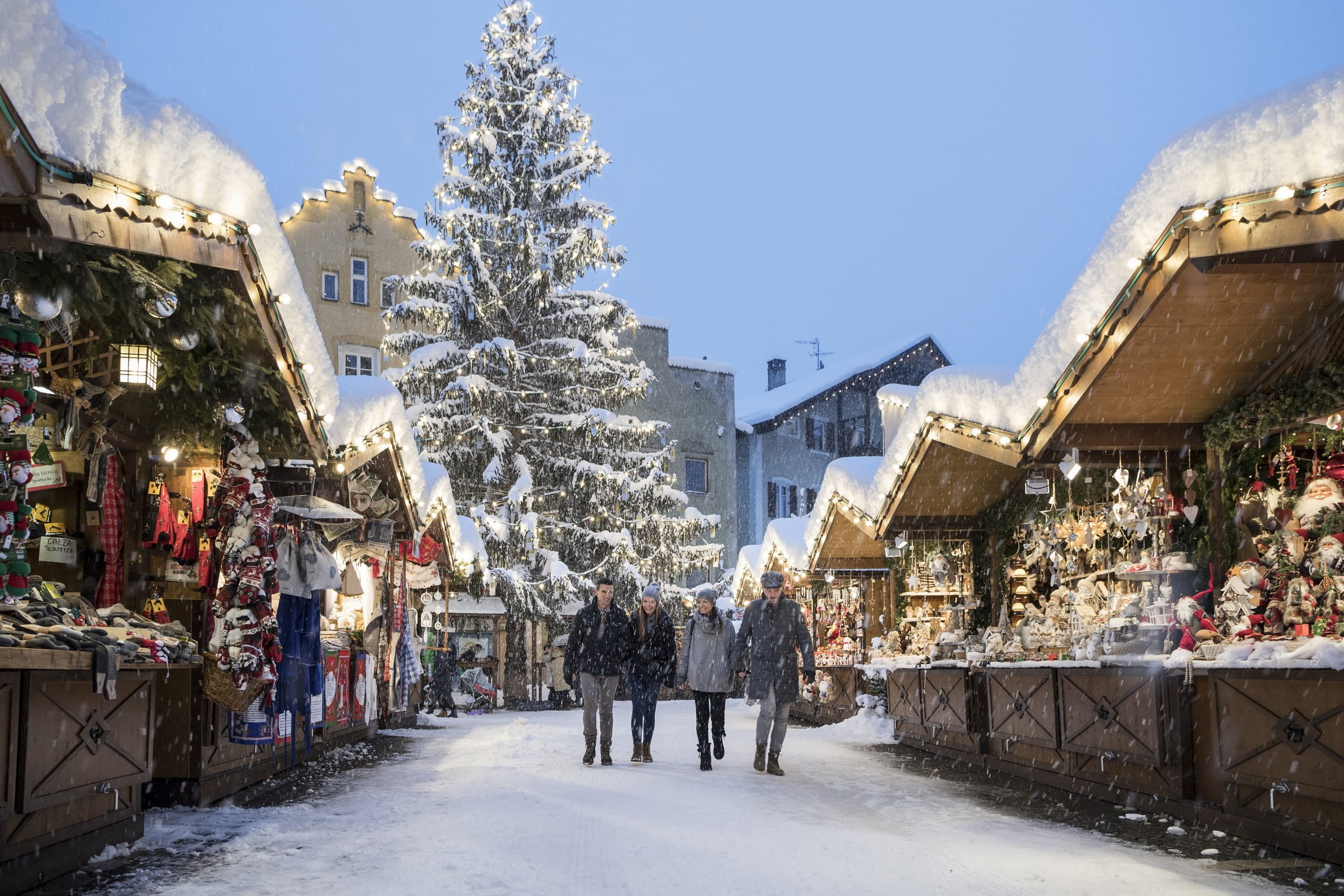 Mercatini Di Natale Più Belli Del Mondo Mercatini di Natale in Alto Adige 2021: la guida completa ai mercatini