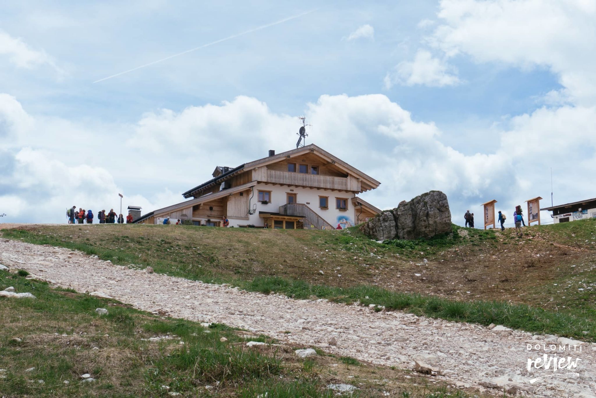 Rifugio Averau in estate