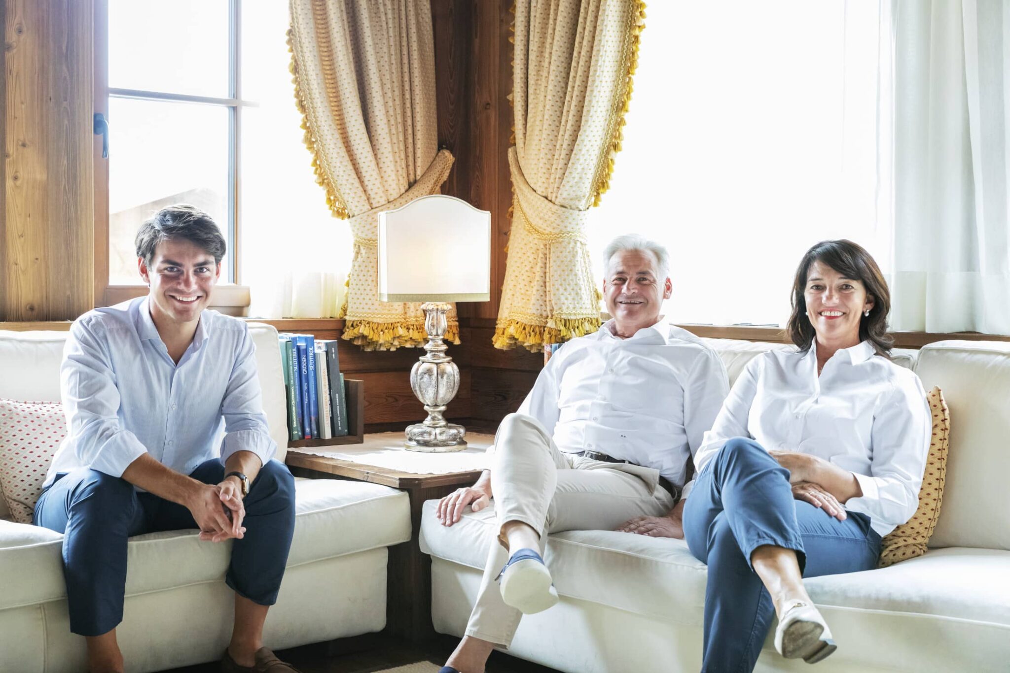 Bibiana Dirler con il marito Maurizio e il figlio Emanuele Micheli